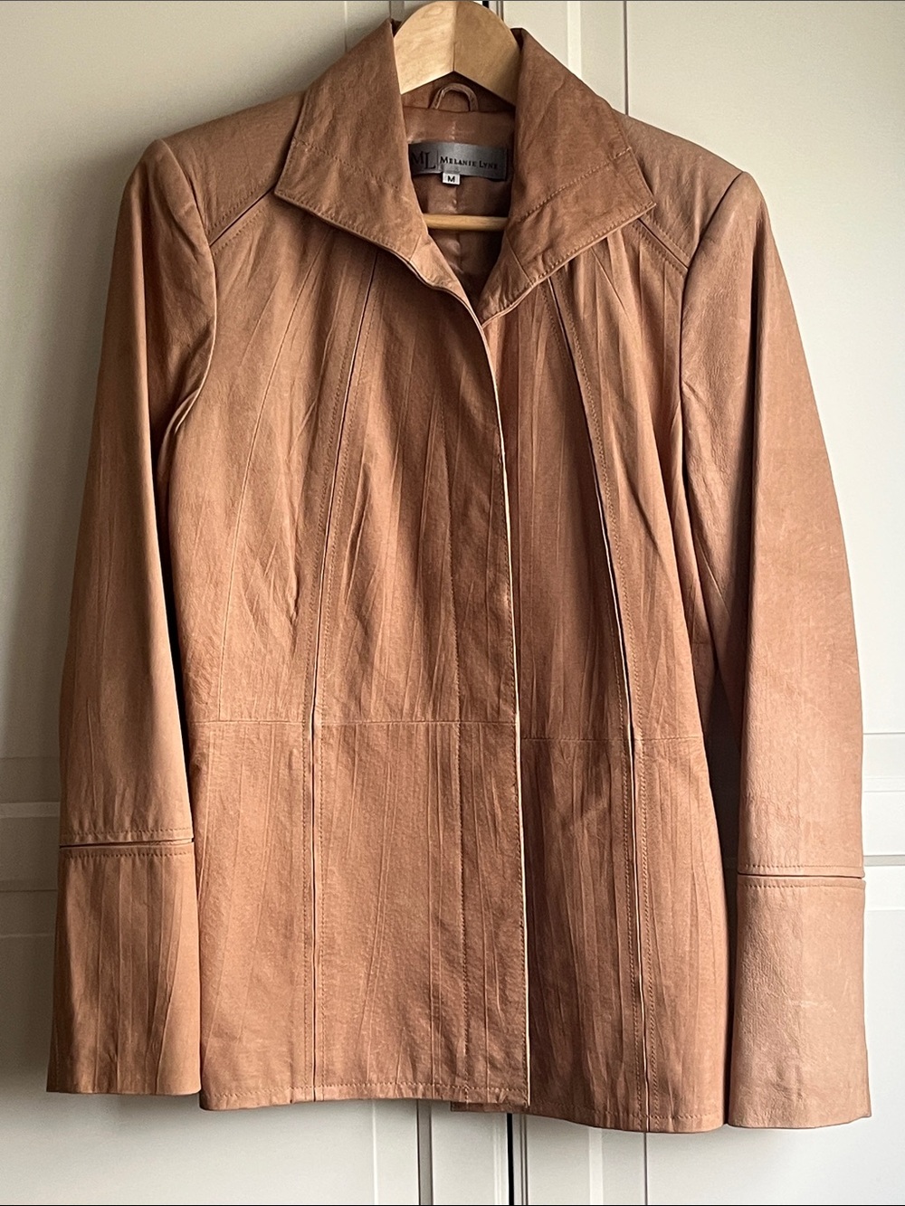 NWOT Melanie Lyne 2010s textured leather 3 button blazer in caramel size US M